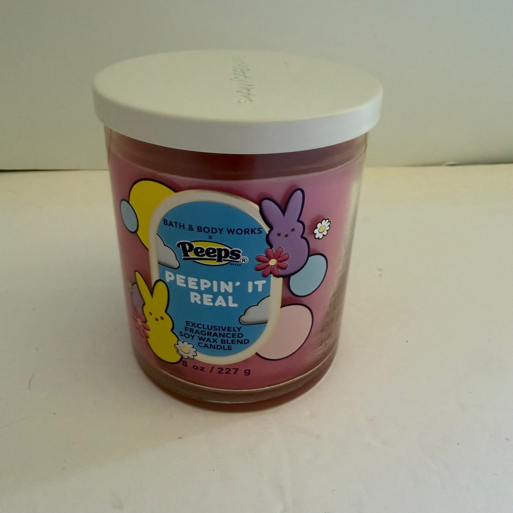Bath & Body Works Peeps Peepin It Real Candle 8 oz Single Wick Marshmallow